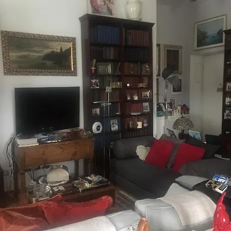 Alojamento de Acomodação e Pequeno-almoço Lorena *